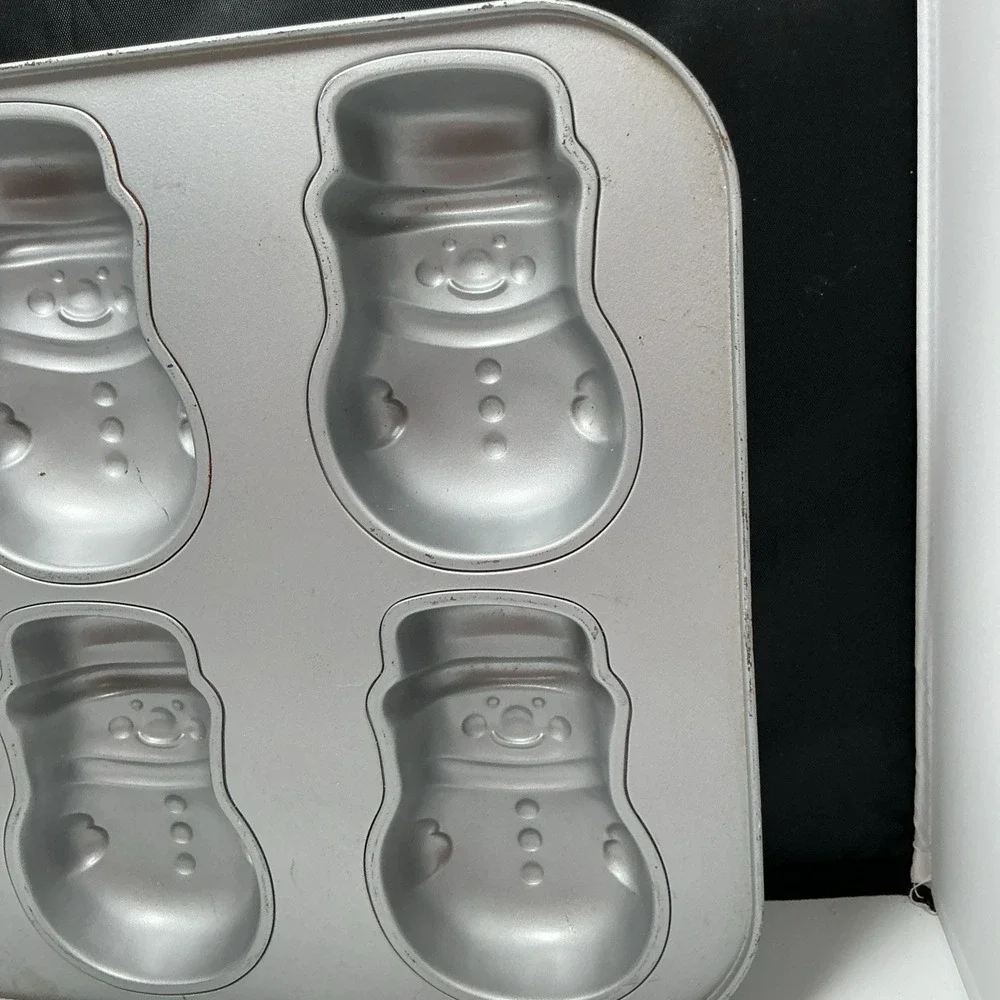 Vintage Aluminum Snowman Cupcake Pan & Cake‎ Pan Lot 2